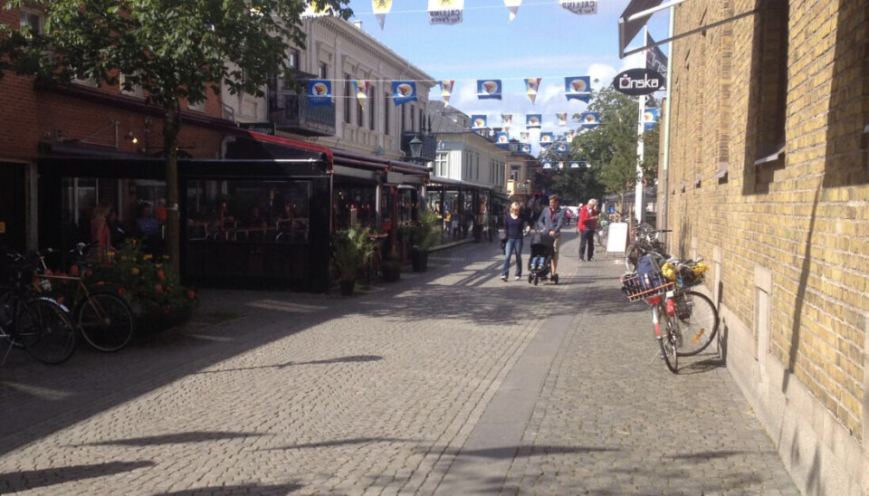 En man på moped förde oväsen under måndagskvällen, i närheten av krogarna på Kungsgatan. Bilden är tagen vid ett annat tillfälle. En man på moped förde oväsen under måndagskvällen, i närheten av krogarna på Kungsgatan. Bilden är tagen vid ett annat tillfälle.