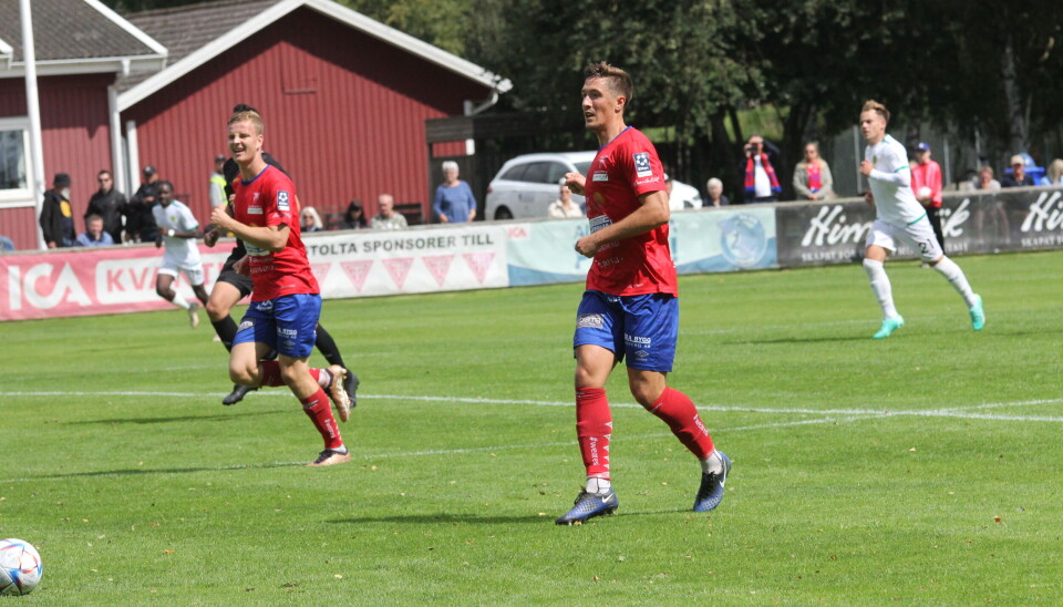 Johan Andersson gjorde mål igen. Johan Andersson gjorde mål igen.