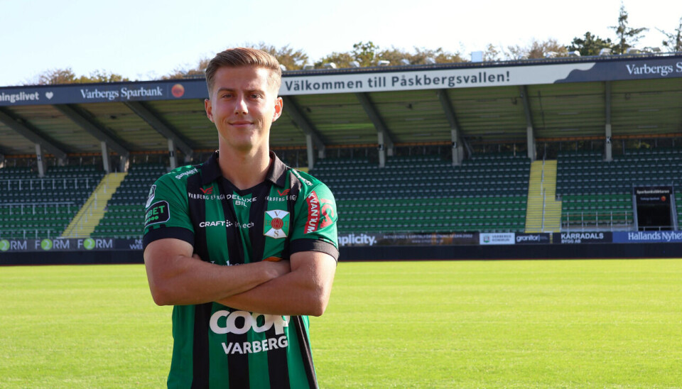 Agon Mucolli - höstlån från Odense i Bois. Agon Mucolli - höstlån från Odense i Bois.